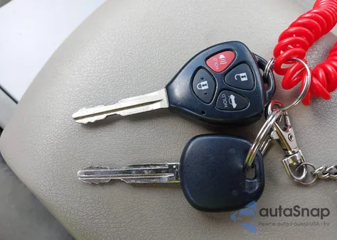 2010 Toyota Camry Le из США, поврежденный, VIN 4T4BF3EK5AR057969